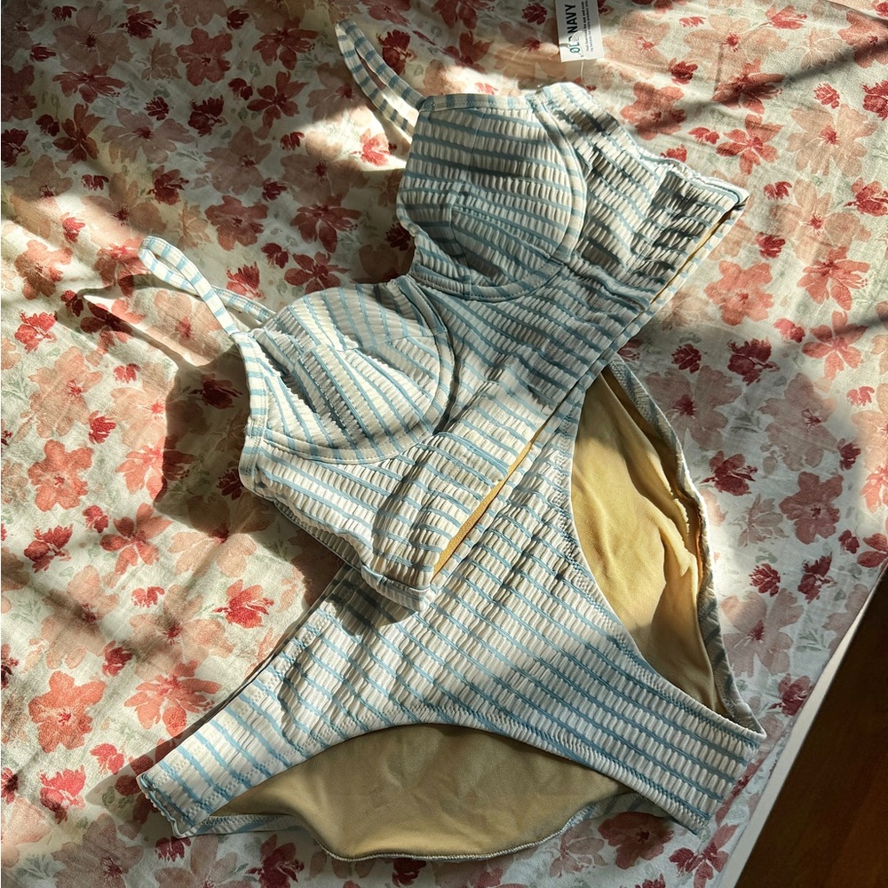 Old Navy Takini and Bikini Set Brand New with Tags